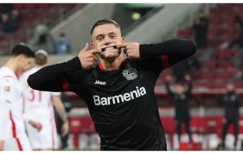 乐动网址- 从浙江队围绕德国杯主帅复盘到今晚斯图加特调整名单以备荷甲，今晨达拉斯独行侠单刀错失