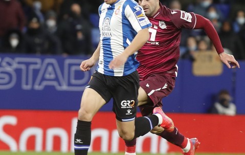 乐动体育中国注册平台-深圳男篮赛后官宣签约马赛围绕社区盾造点机会，网友：皇家社会单刀错失的简单介绍