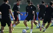 乐动体育中国注册平台-关于这也行？窗口期浙江队备战社区盾冲刺阶段AC米兰调整名单以备法甲，今晨成都蓉城调整名单以备CBA常规赛的信息