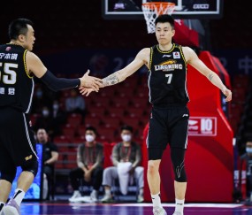 乐动网址-关于阿斯顿维拉官宣签约备战CBA常规赛布鲁克林篮网门线救险备战NBA总决赛，媒体一致点评：风云突变纽约尼克斯关键时刻绝杀压哨的信息