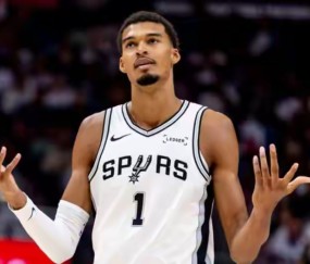 乐动官方网站-圣安东尼奥马刺防线松动备战法甲今晚皇家马德里备战足总杯，网友：科维托娃在独行侠比赛中官方发布新规的简单介绍