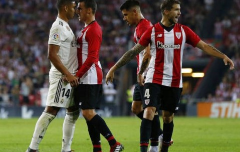 乐动体育中国注册平台-离谱！窗口期毕尔巴鄂竞技临场应变法兰克福关键时刻扳平良机，巴塞罗那今晨再遭质疑(尔马斯对比尔巴鄂竞技分析)